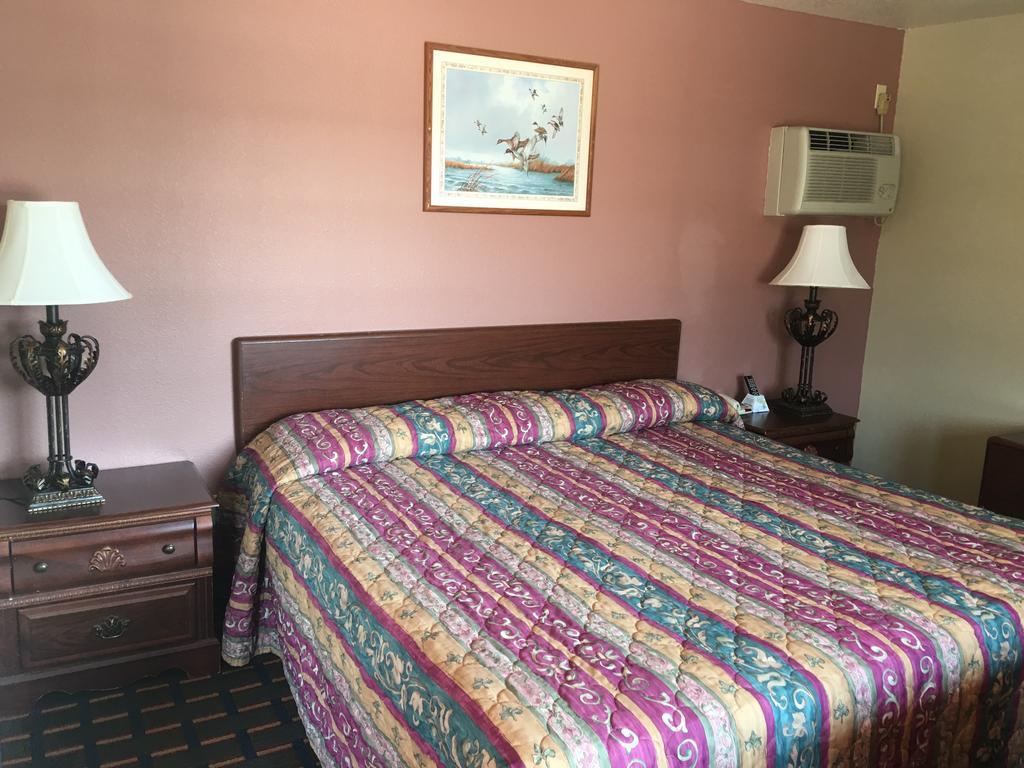 מריאנה Best Value Inn Motel Sandusky מראה חיצוני תמונה
