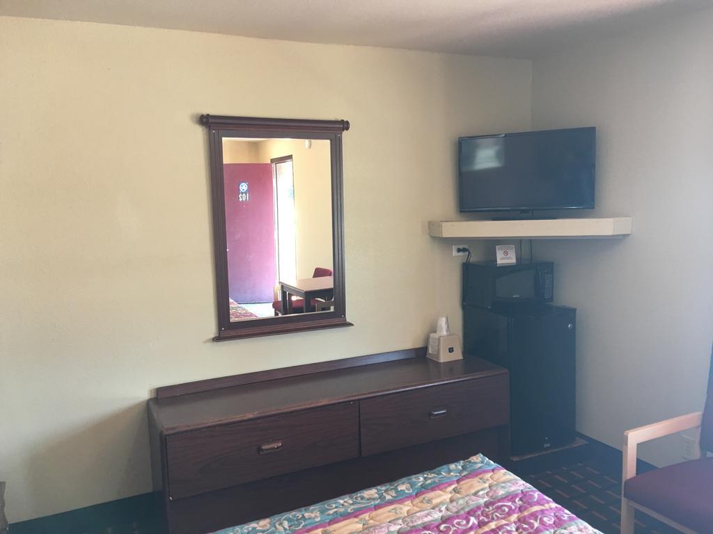 מריאנה Best Value Inn Motel Sandusky מראה חיצוני תמונה