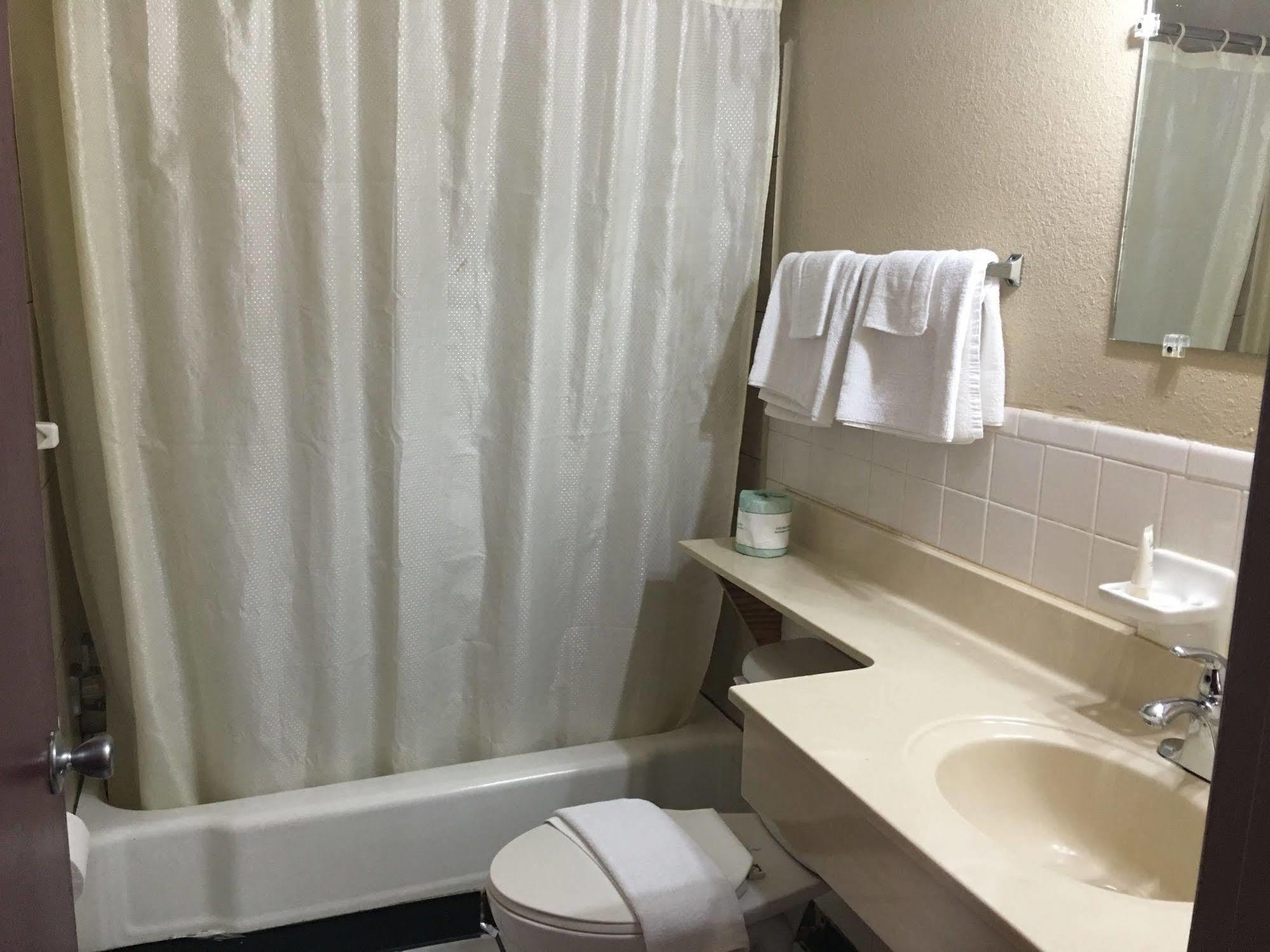 מריאנה Best Value Inn Motel Sandusky מראה חיצוני תמונה